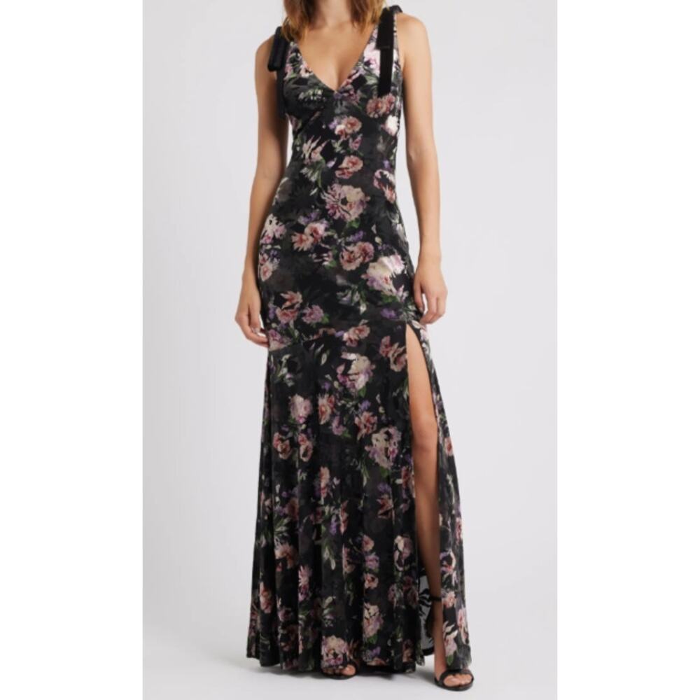 Lulus Coraline Black Floral Velvet Maxi Dress M Moody Floral Romantic
